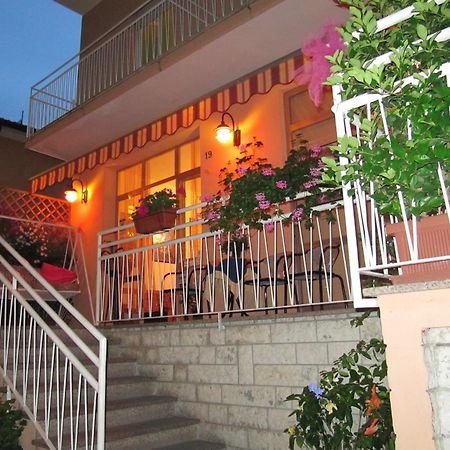 Hotel Villa Elia ริมินี ภายนอก รูปภาพ
