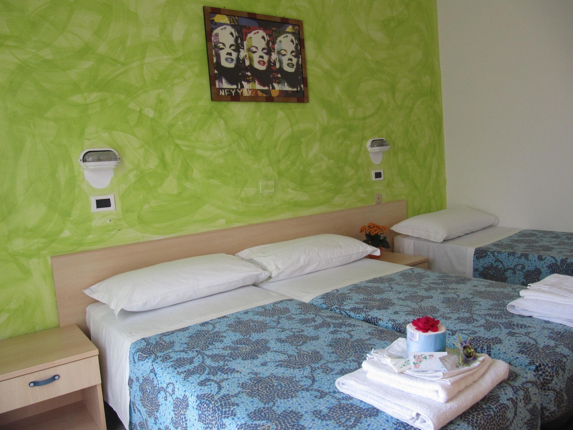 Hotel Villa Elia ริมินี ภายนอก รูปภาพ