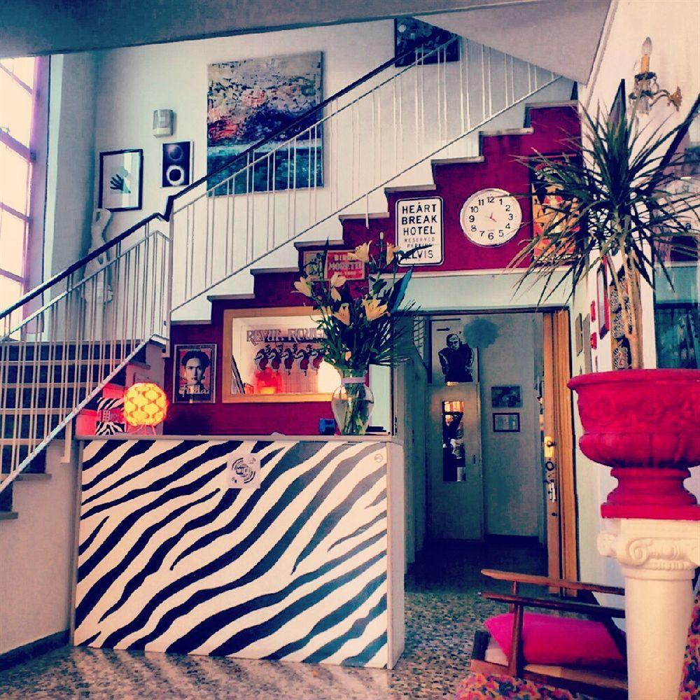Hotel Villa Elia ริมินี ภายนอก รูปภาพ