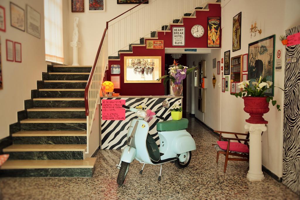 Hotel Villa Elia ริมินี ภายนอก รูปภาพ