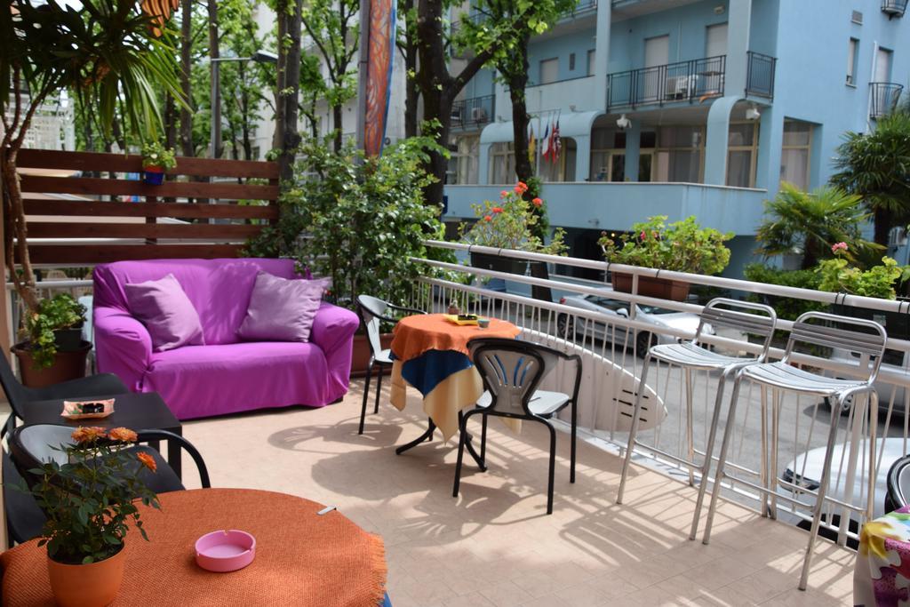 Hotel Villa Elia ริมินี ภายนอก รูปภาพ